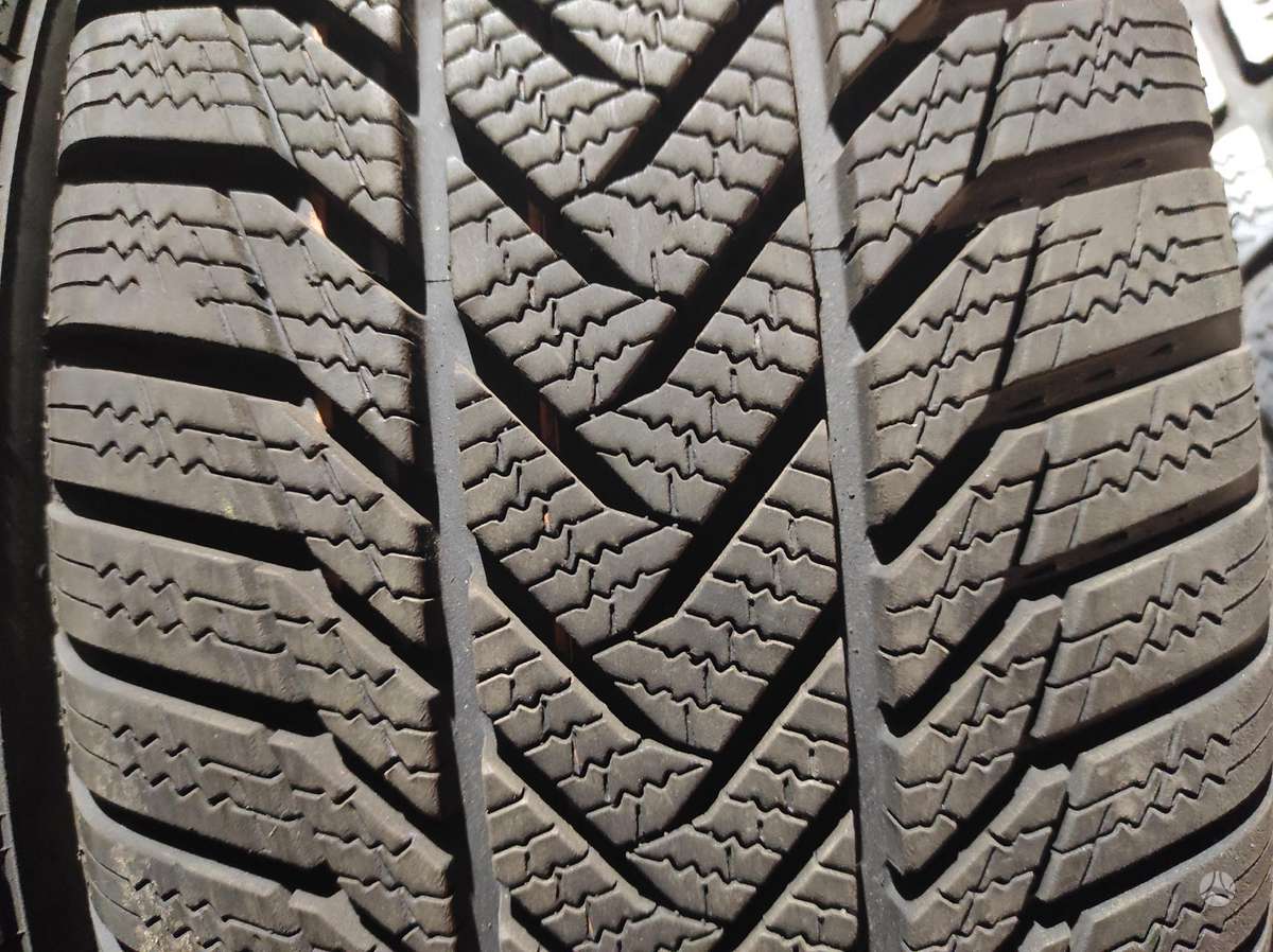 -Kita-, зимние 215/60 R16