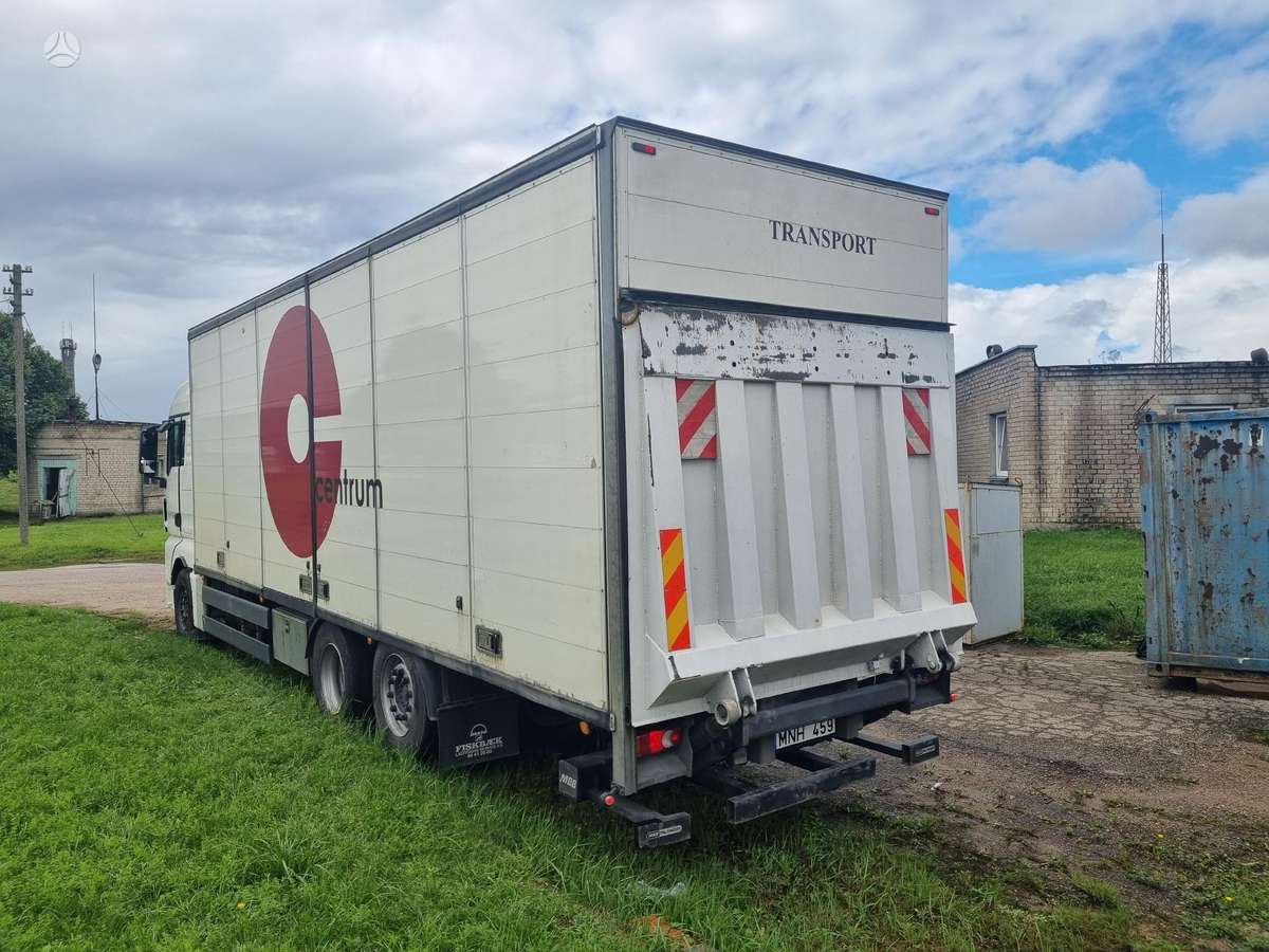 MAN Tgx 26.400, box trucks / box vans