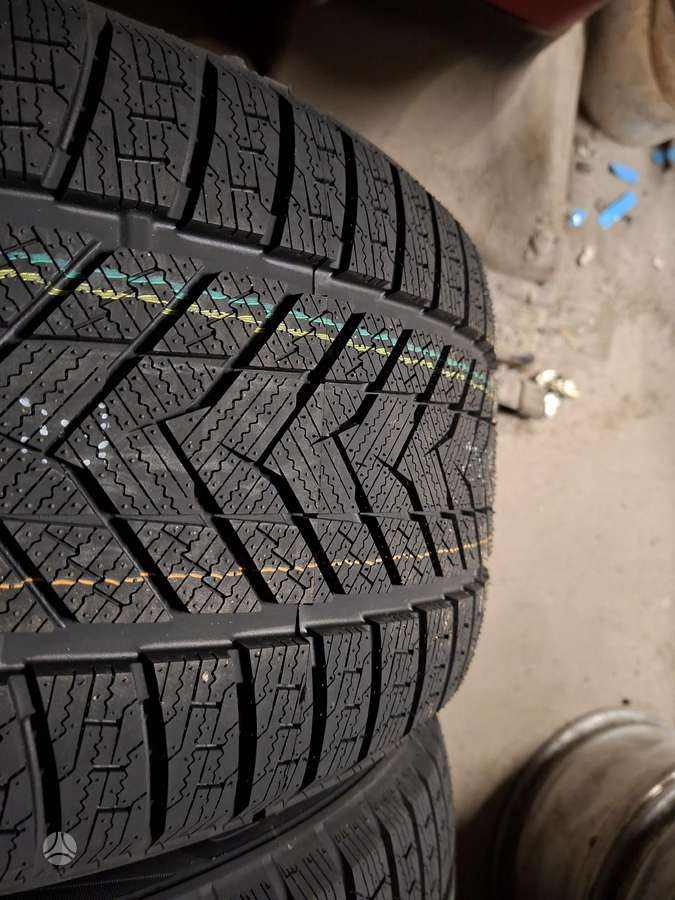 GreenLander, winter 275/40 R18