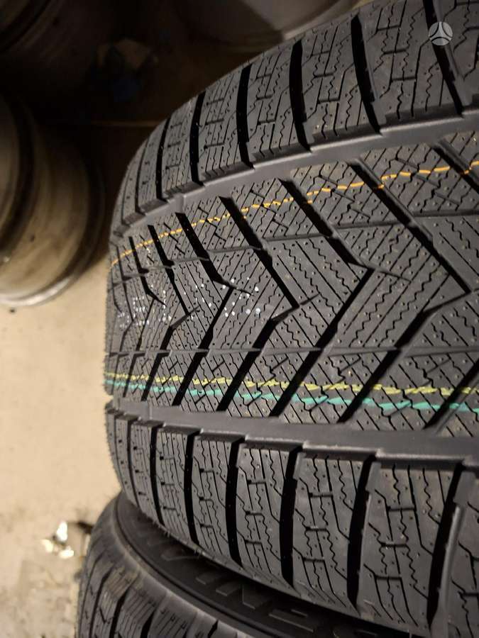 GreenLander, winter 275/40 R18