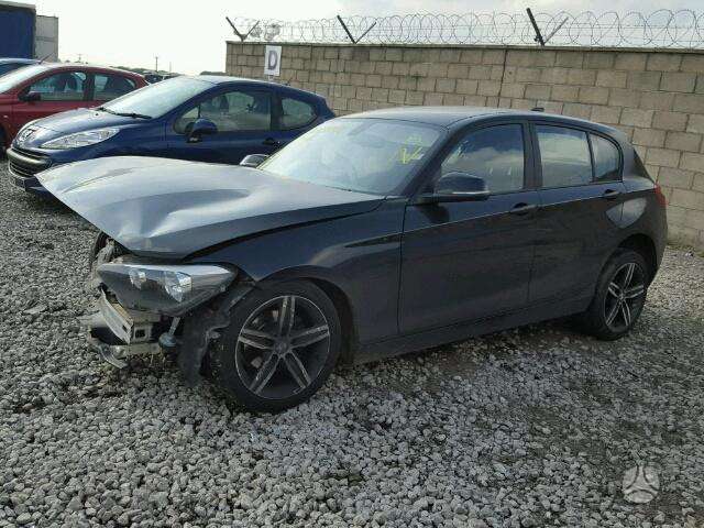 BMW 1 serija dalimis