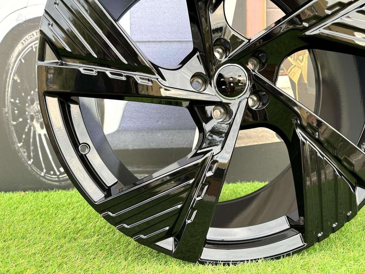 Autowheels Audi Q8 E-Tron A8, light alloy, R22