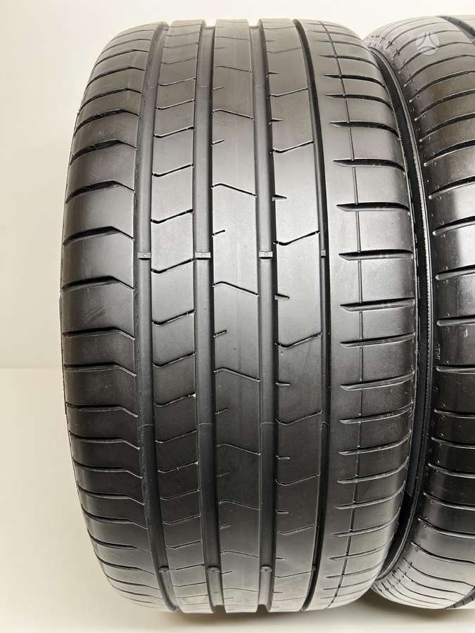 Pirelli P-Zero RFT *(BMW) 2020m, summer 255/35 R19