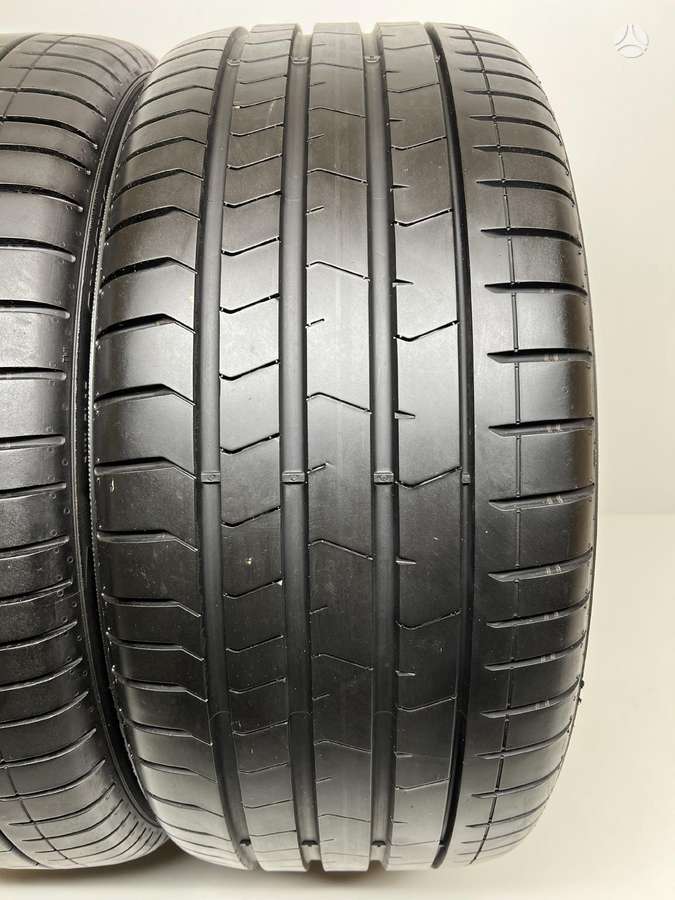 Pirelli P-Zero RFT *(BMW) 2020m, summer 255/35 R19
