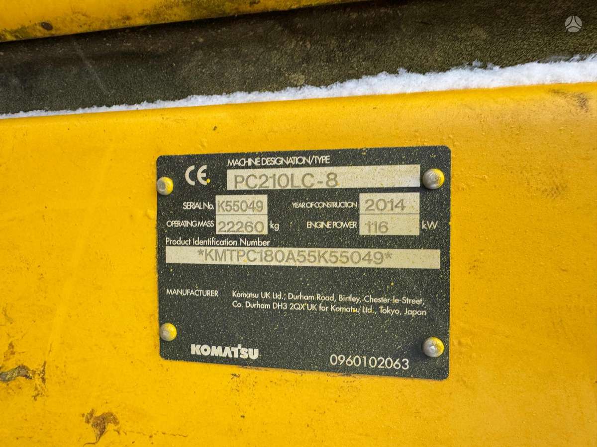 Komatsu 210, ekskavatoriai