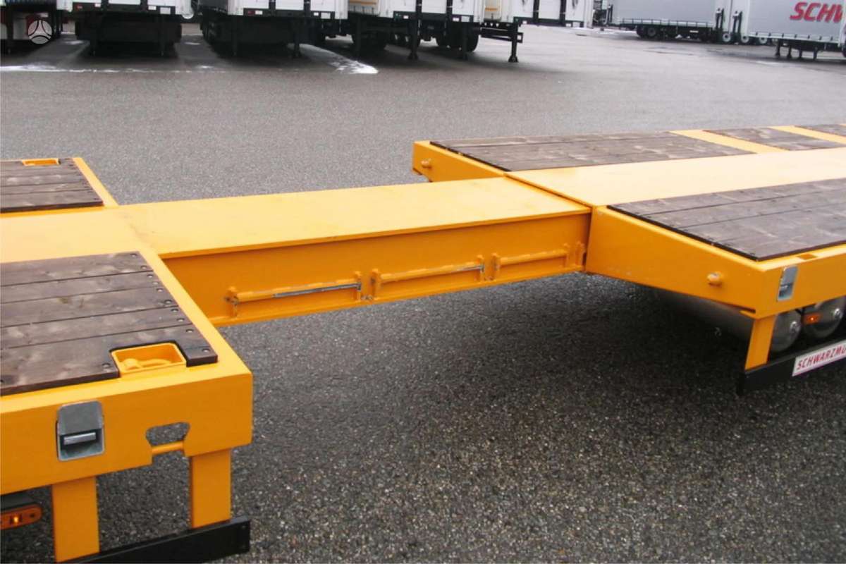 Schwarzmüller Išilginamas tralas, custom trailer / semi-trailer