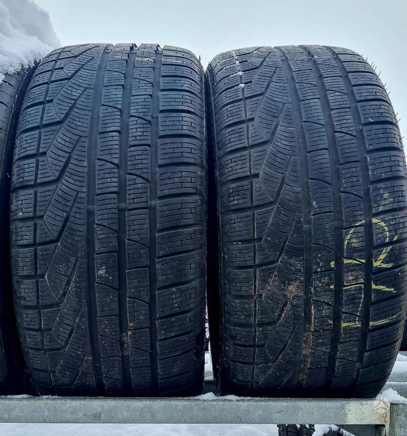 Pirelli, žieminės 245/35 R18