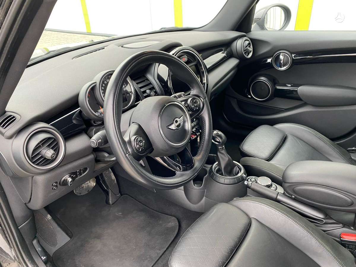 Mini Cooper SD, 2.0 l., hatchback