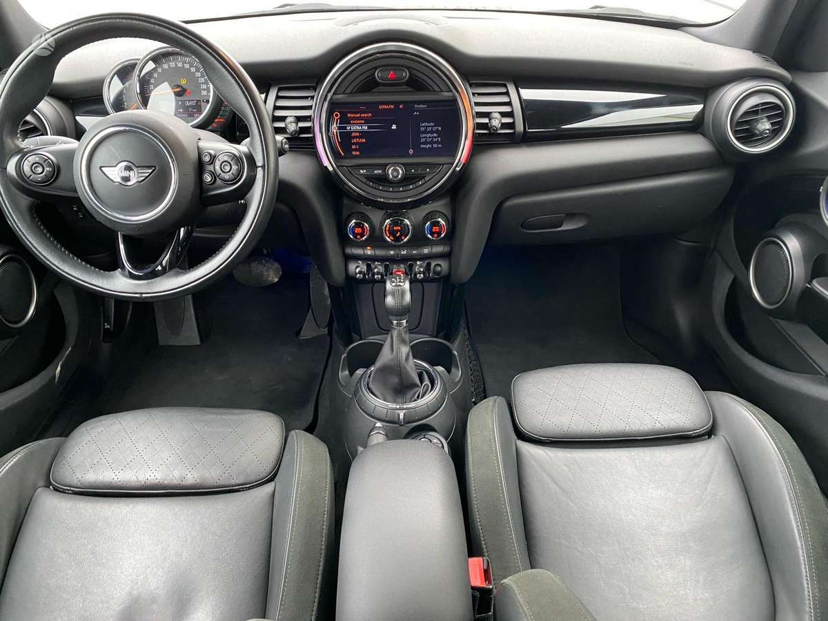 Mini Cooper SD, 2.0 l., hatchback