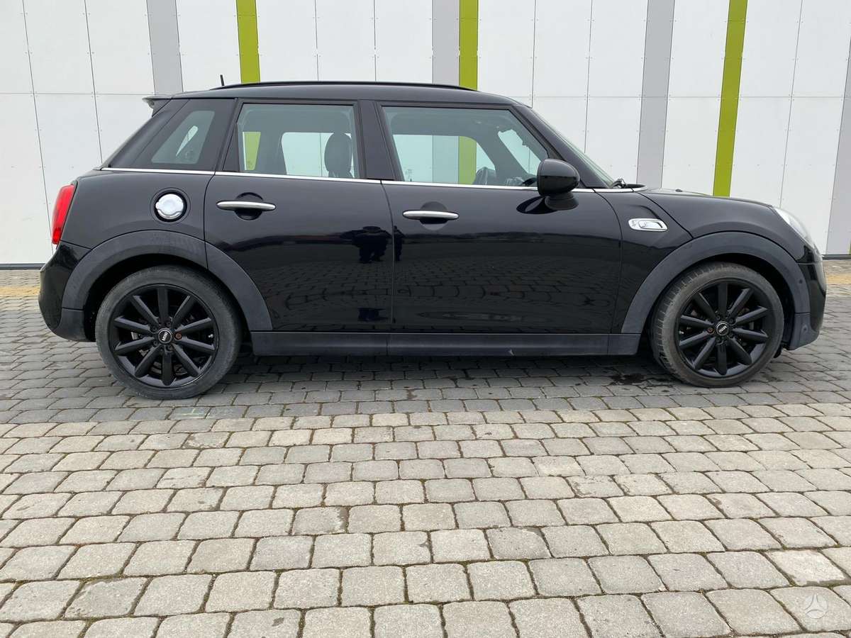 Mini Cooper SD, 2.0 l., hatchback