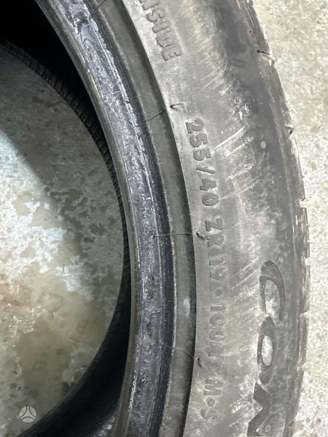 Continental, всесезонные 255/40 R19