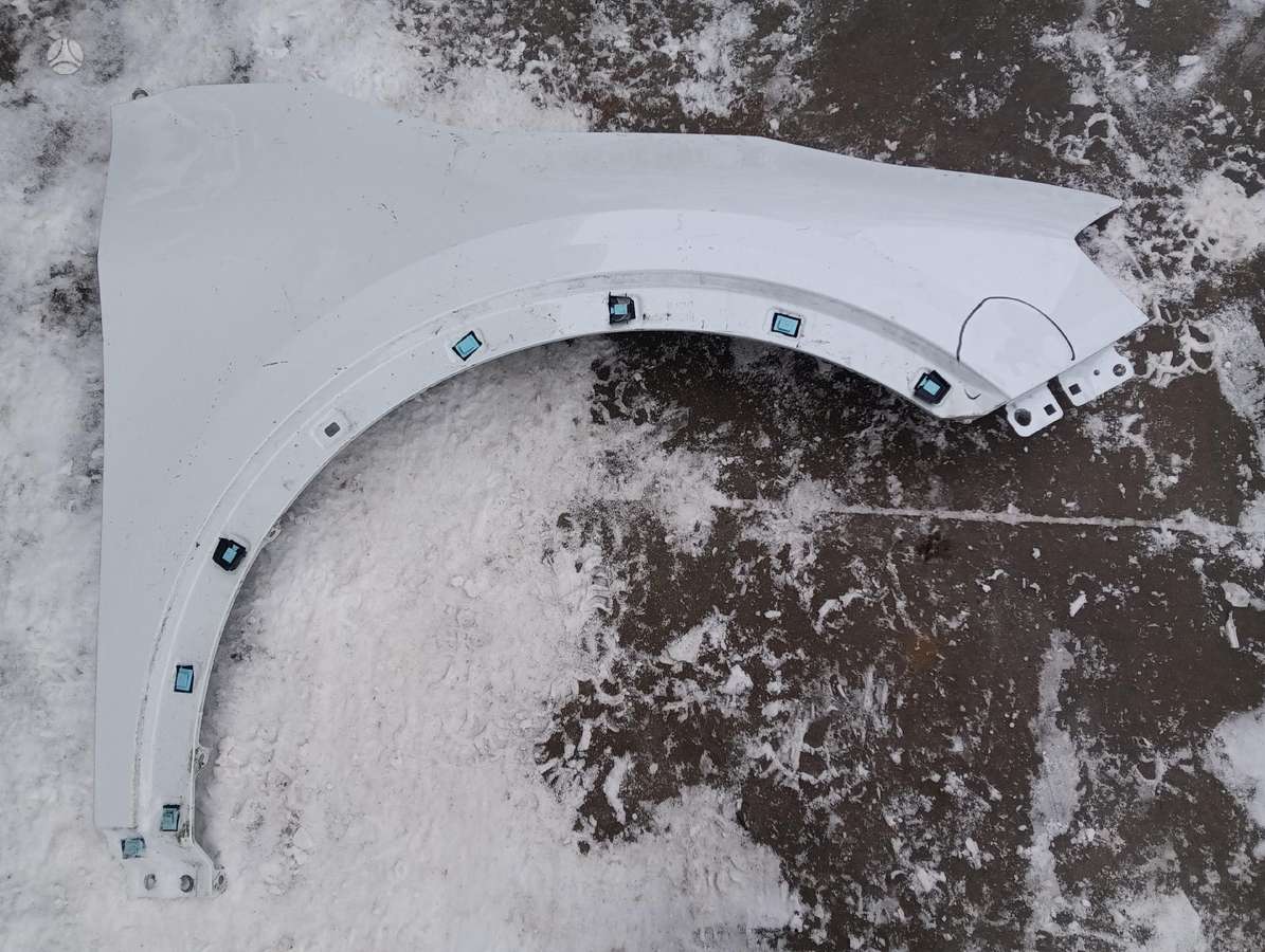 Kia Sportage front grill
