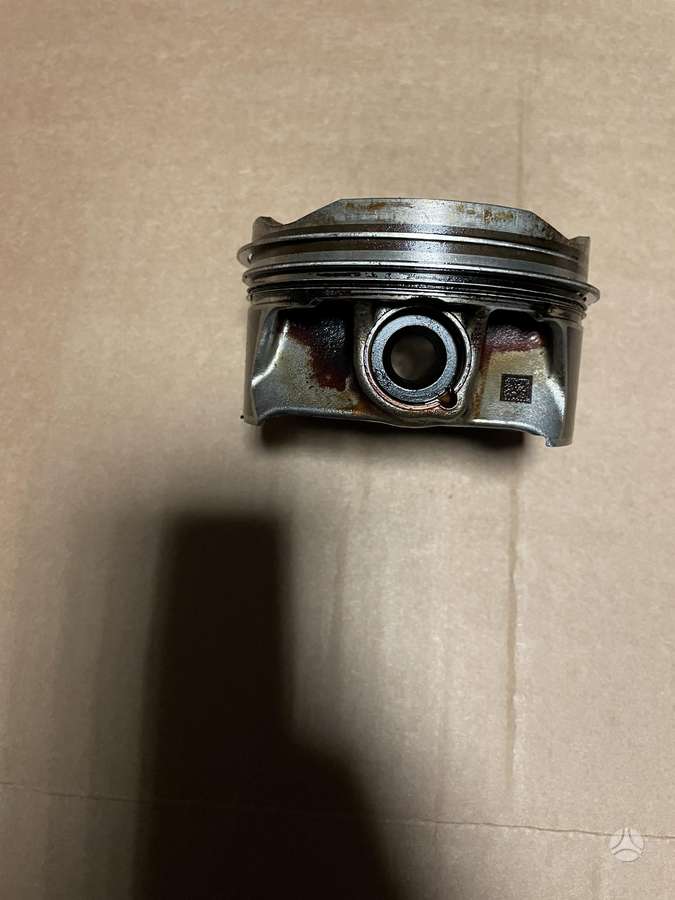 BMW 550, N63, variklio detalės