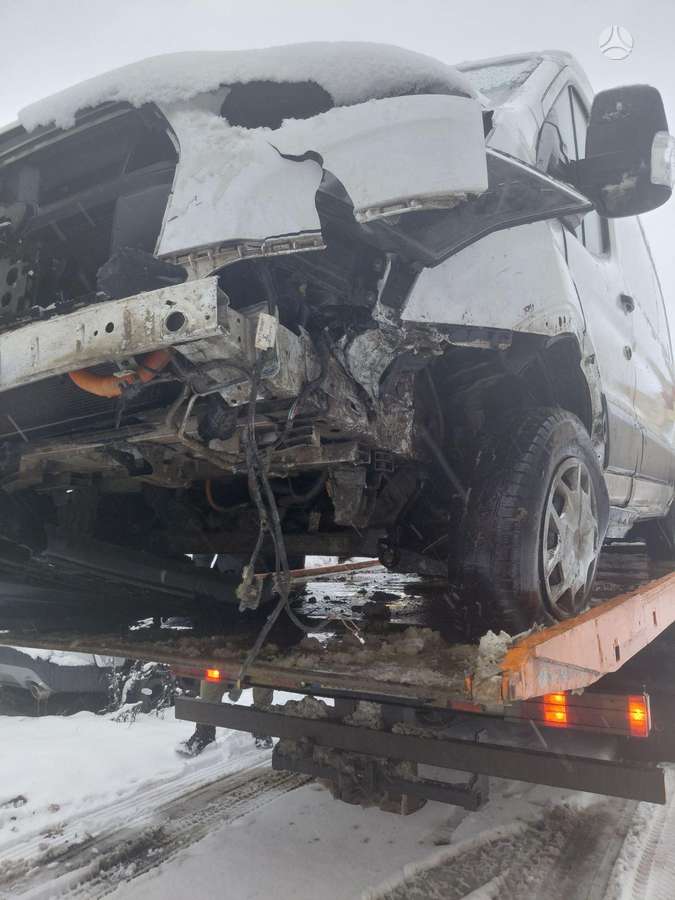 Ford Tranzit, preču