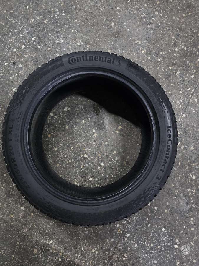 Continental, winter 235/50 R20