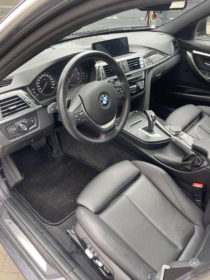 BMW 328, 2.0 l., Седан