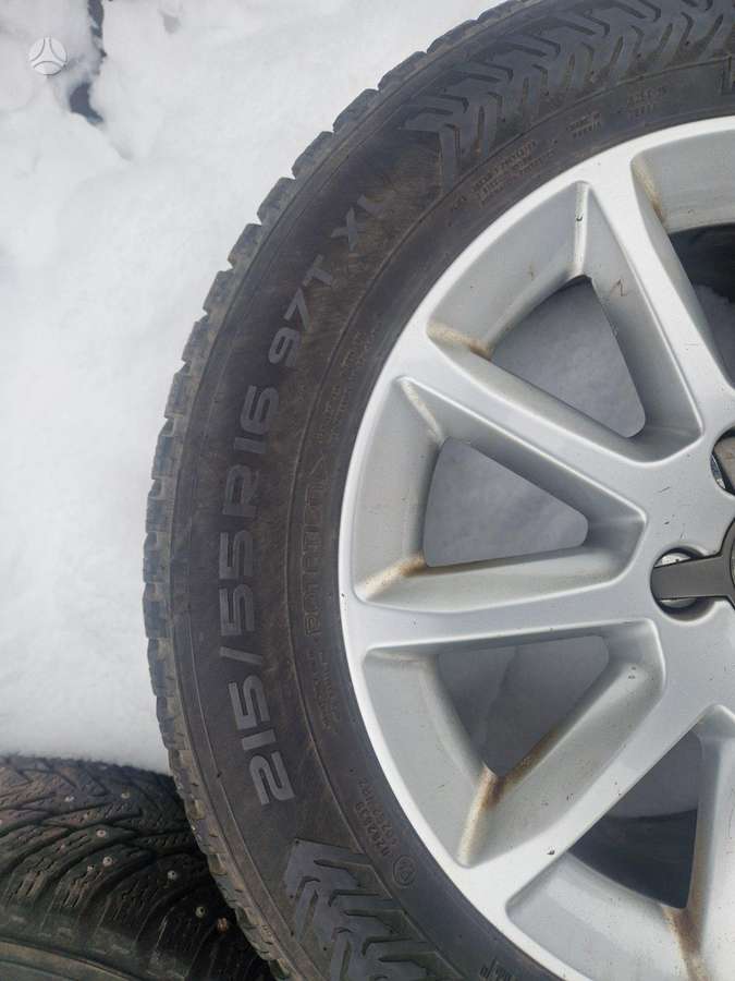Audi A4, lengvojo lydinio, R16