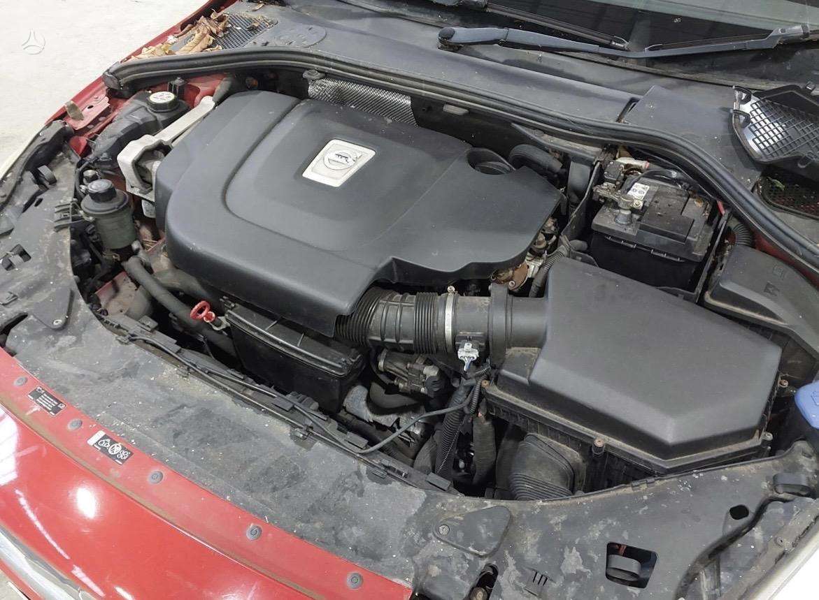 Volvo V60 Dalimis