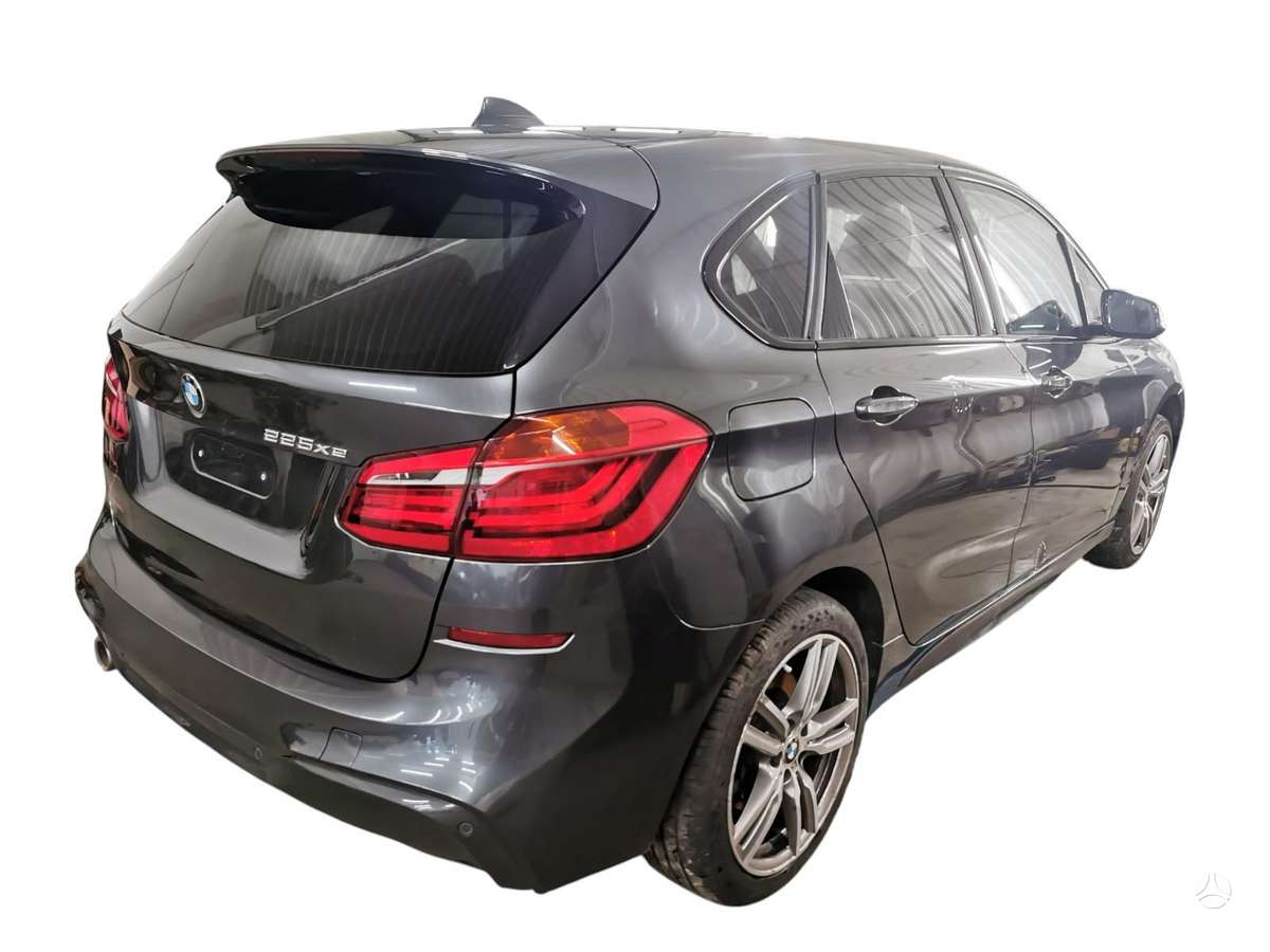 BMW 2 serija rezerves daļās