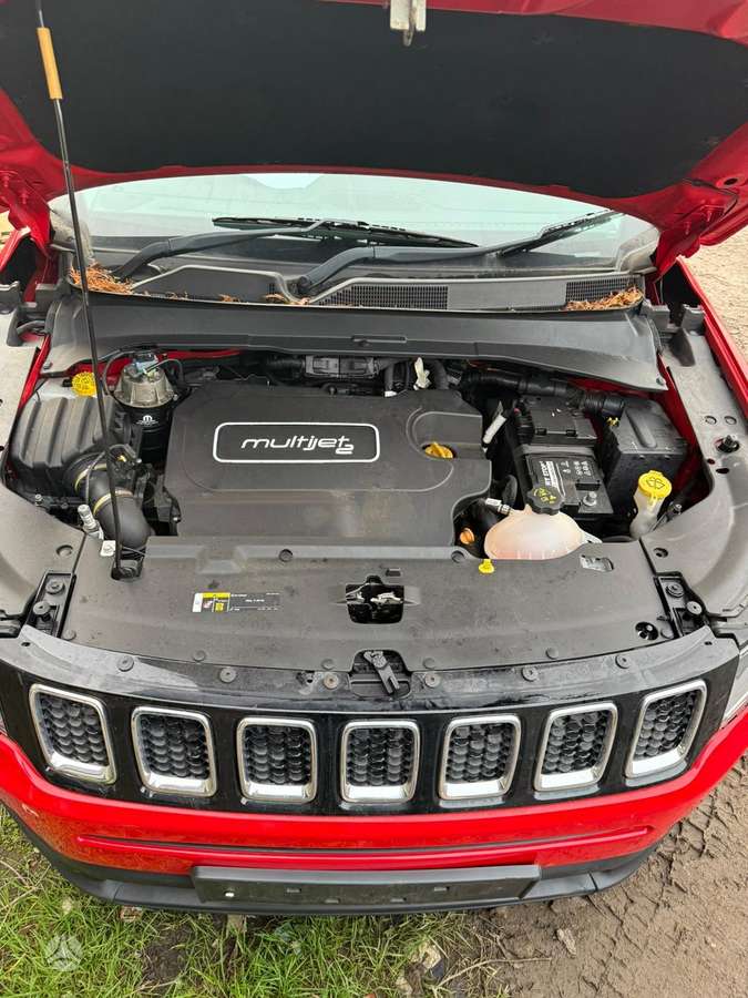 Jeep Compass Dalimis rida 49000 km variklio kodas ejj