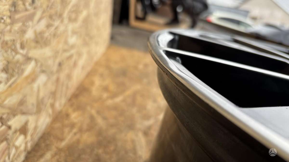 Audi Q7, 4M0601025CP, Cen30078