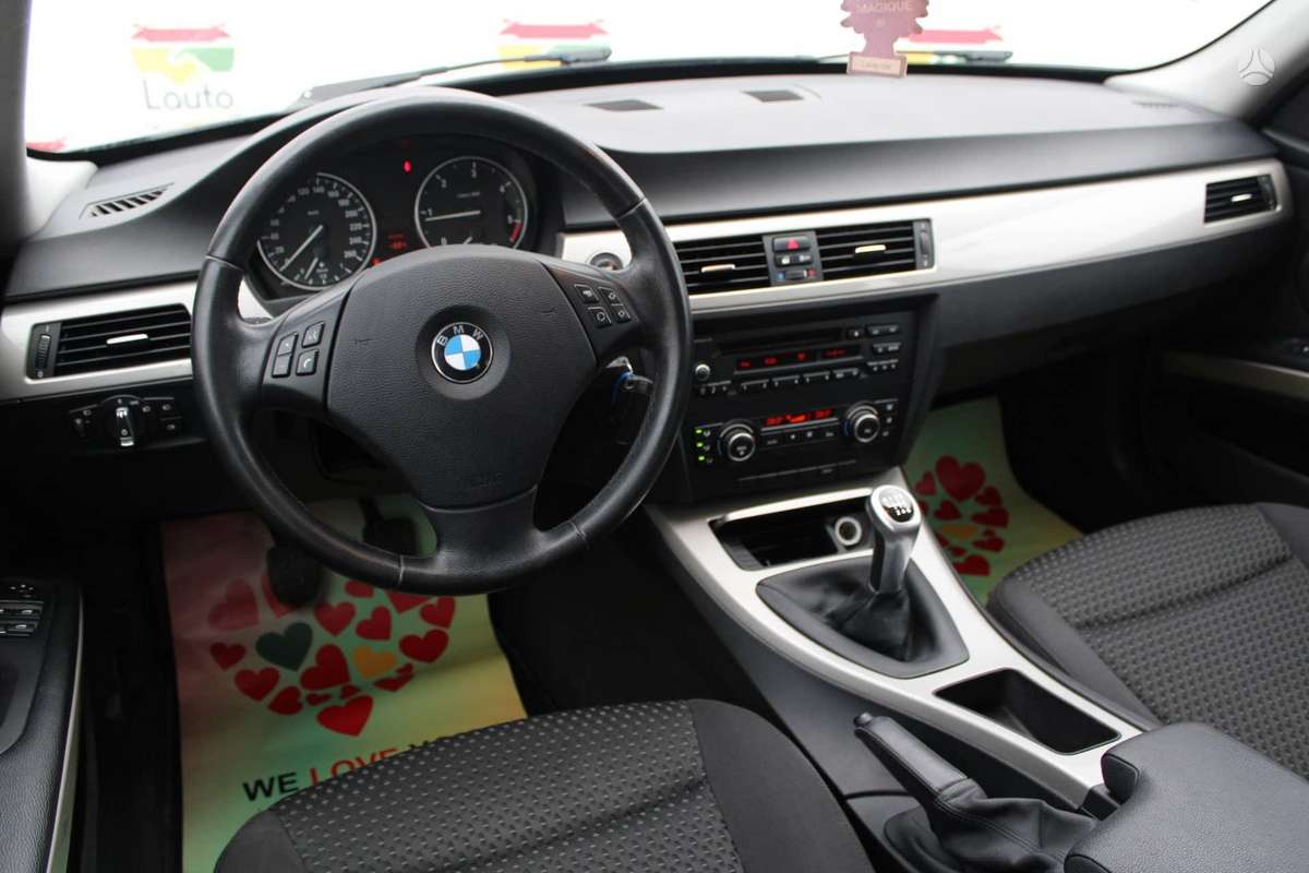 BMW 320, 2.0 l., wagon