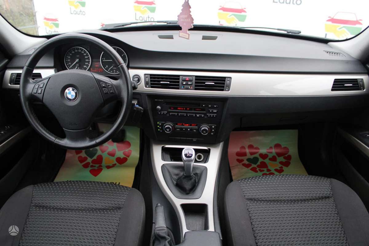 BMW 320, 2.0 l., universalas