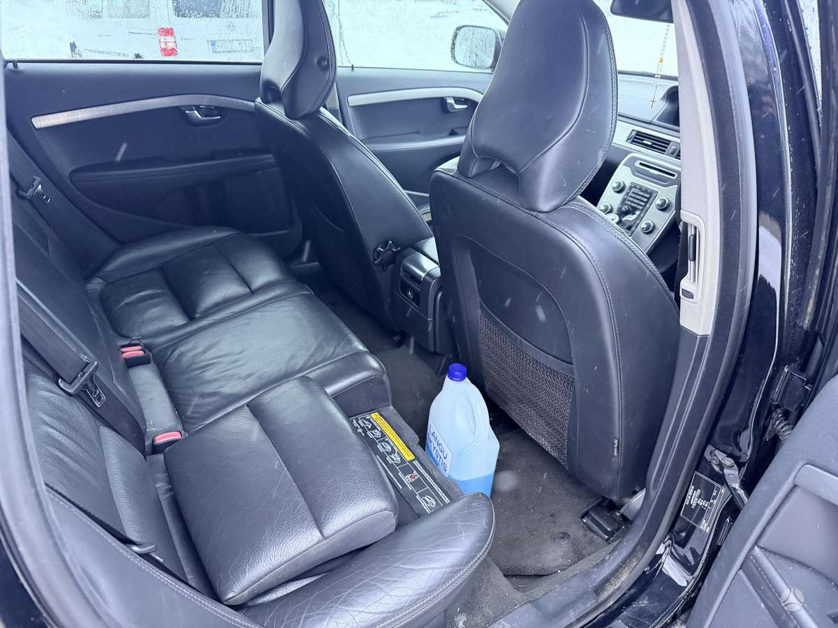 Volvo XC70 по частям. Dalimis