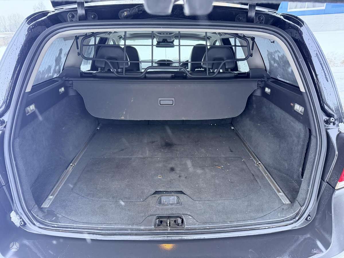 Volvo XC70 по частям. Dalimis
