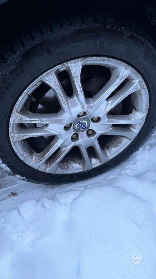 Volvo XC70 по частям. Dalimis