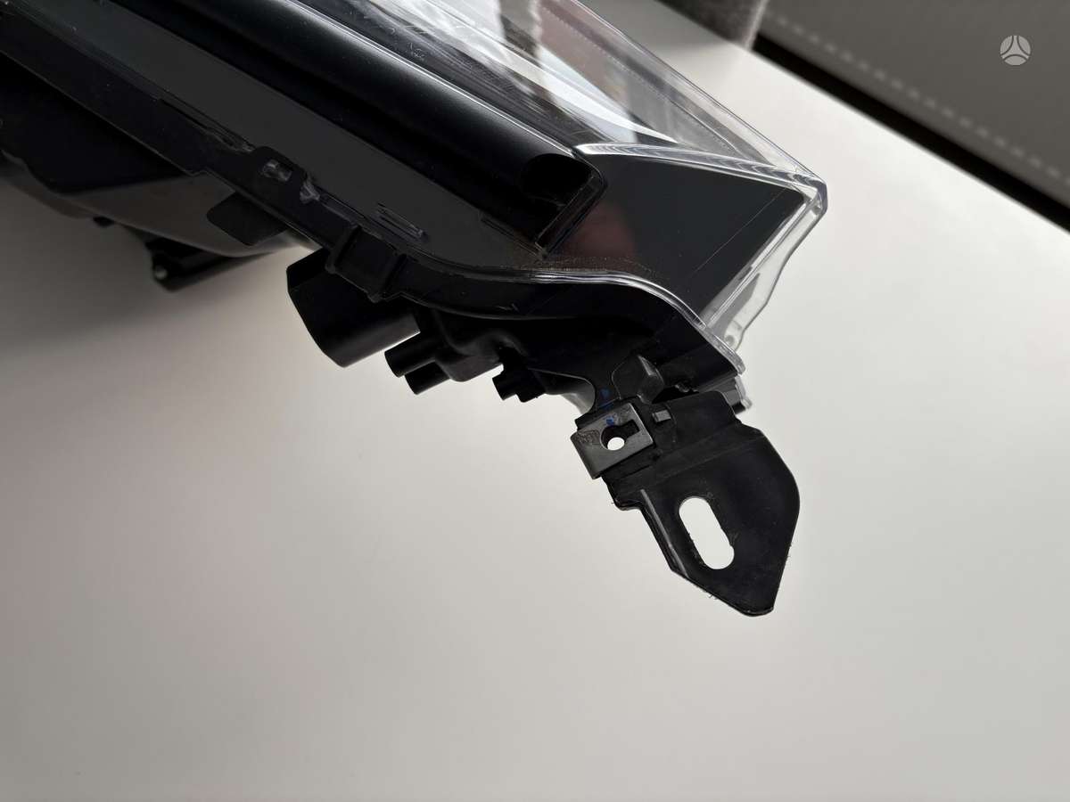 Toyota C-HR lights