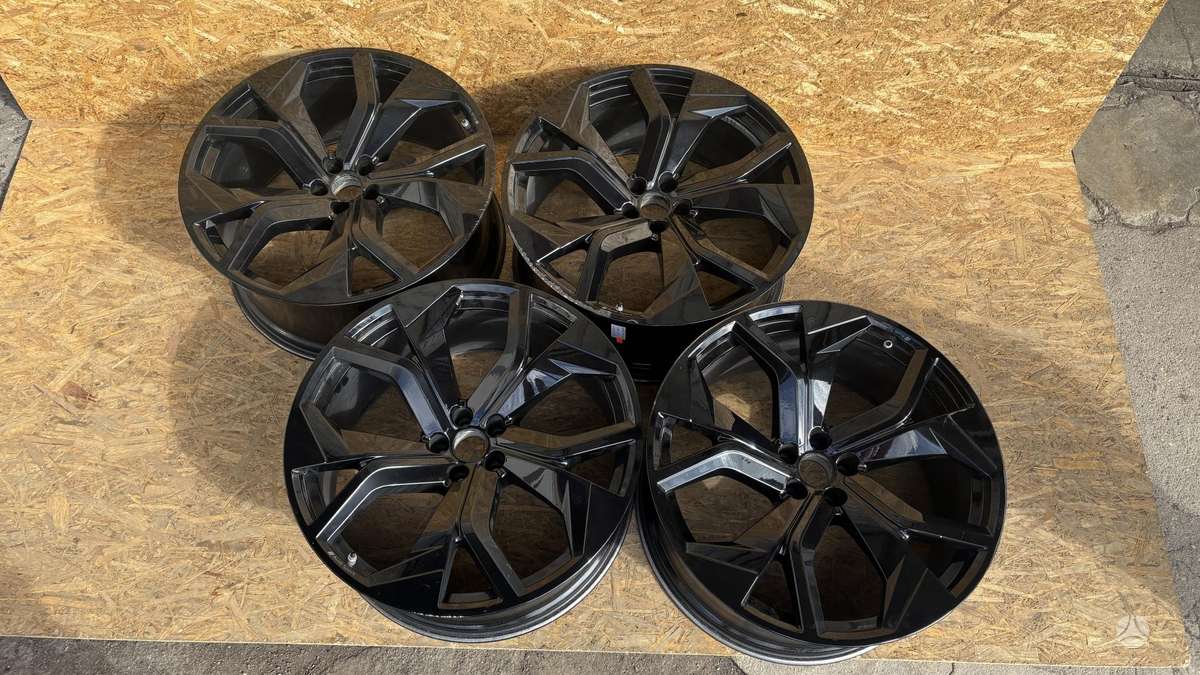 Audi Q8, 4M8601025, Cen30080