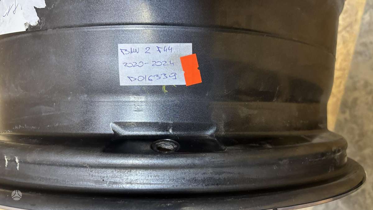 BMW 2 serija, 5A41F52, Cen30085