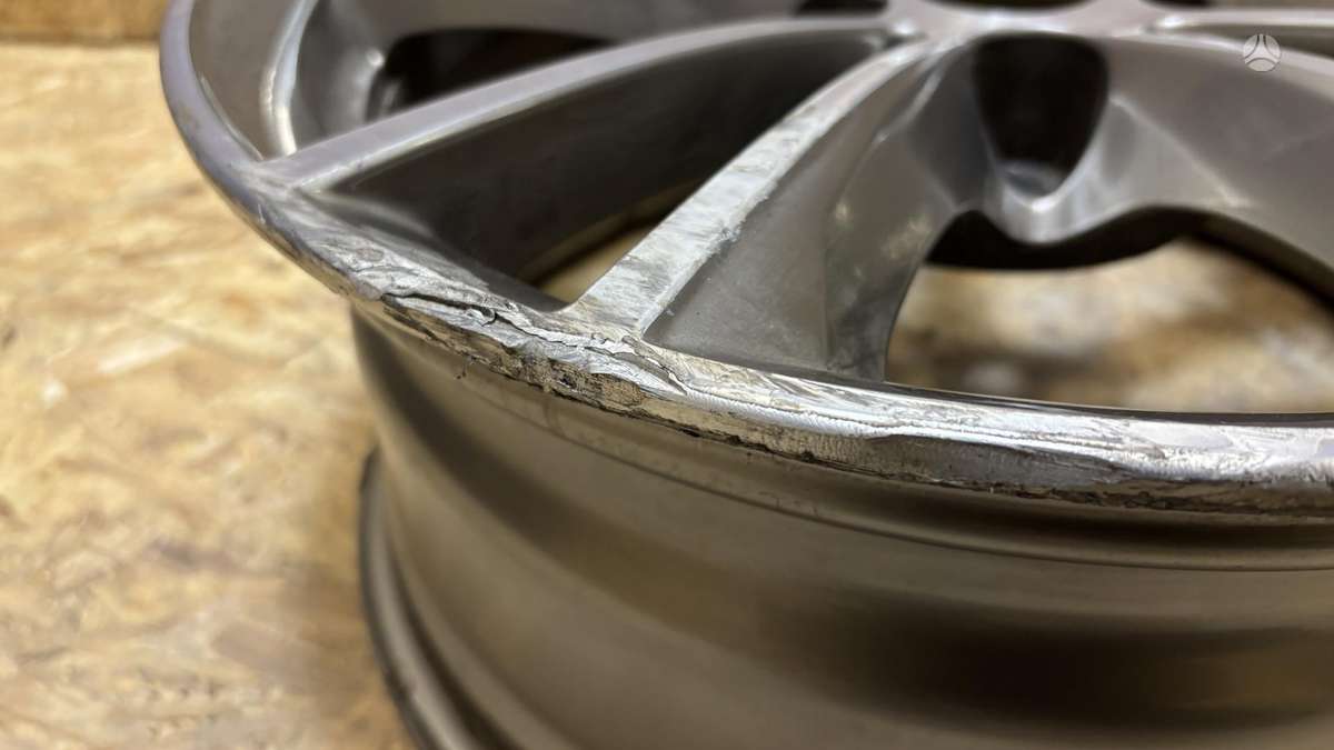 BMW 5 serija, 6863417, Cen30091