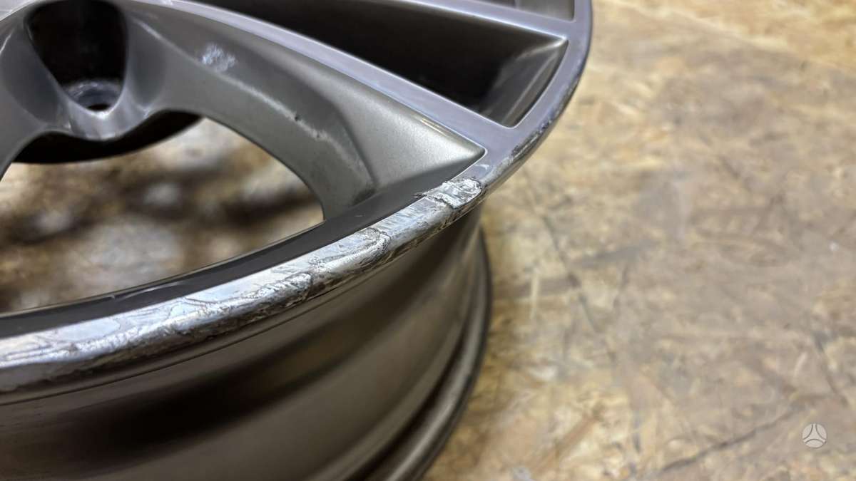 BMW 5 serija, 6863417, Cen30091