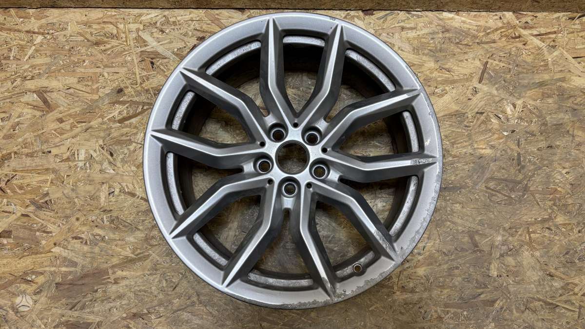 BMW X5, 6880685, Cen30100