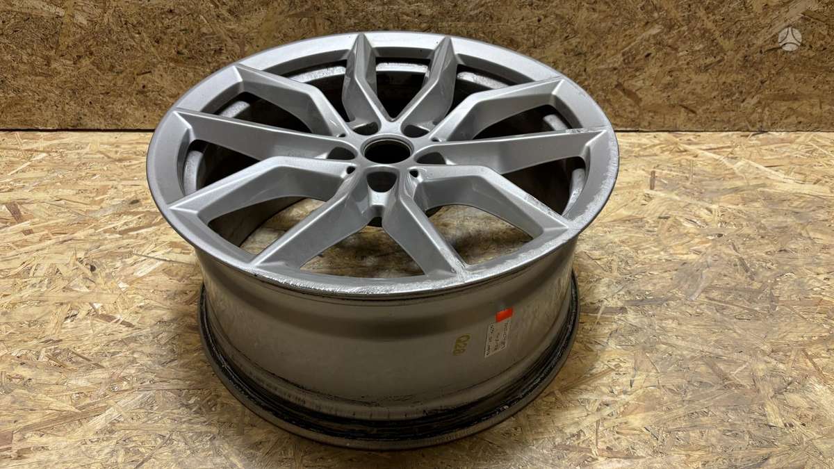 BMW X5, 6880685, Cen30100