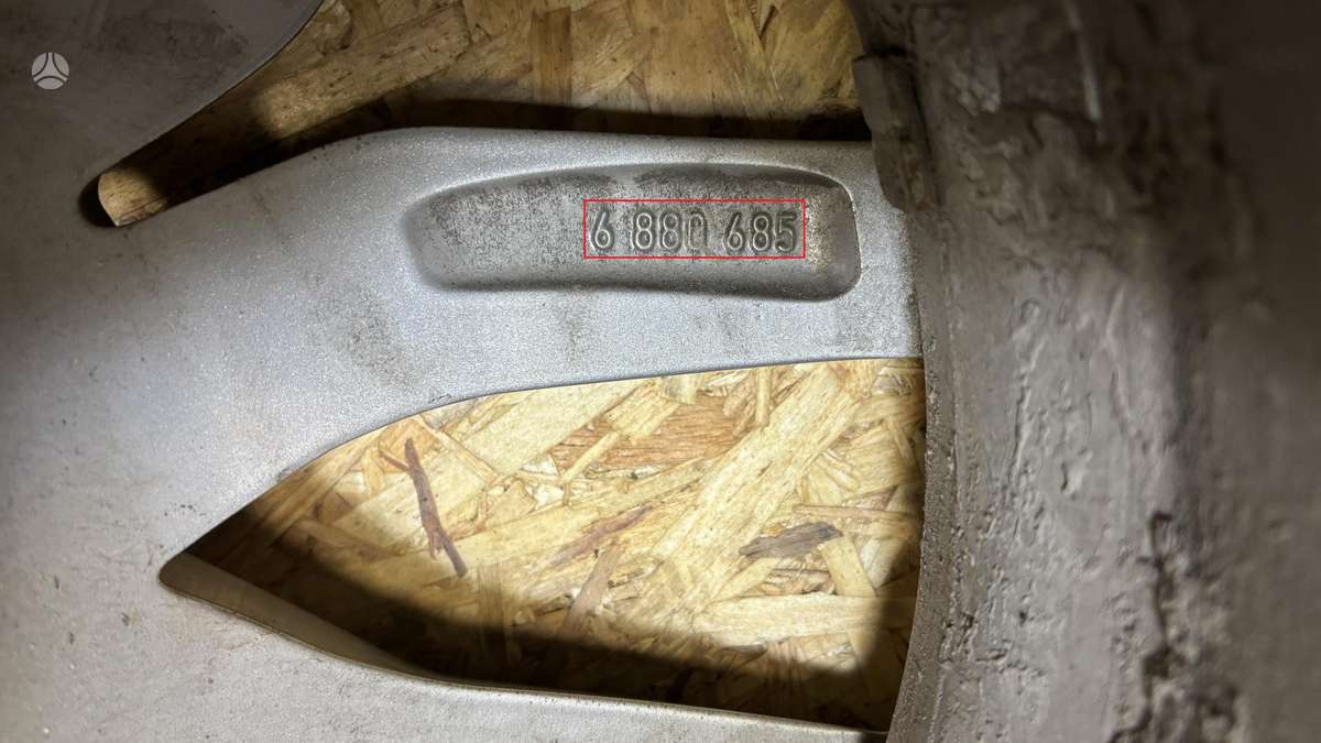BMW X5, 6880685, Cen30100