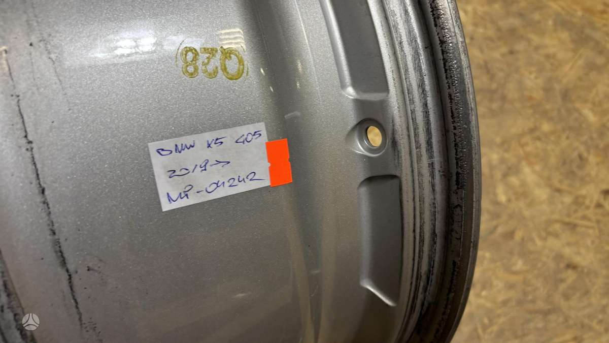 BMW X5, 6880685, Cen30100