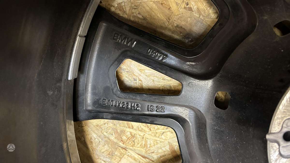 BMW XM, 6856021, Cen30111