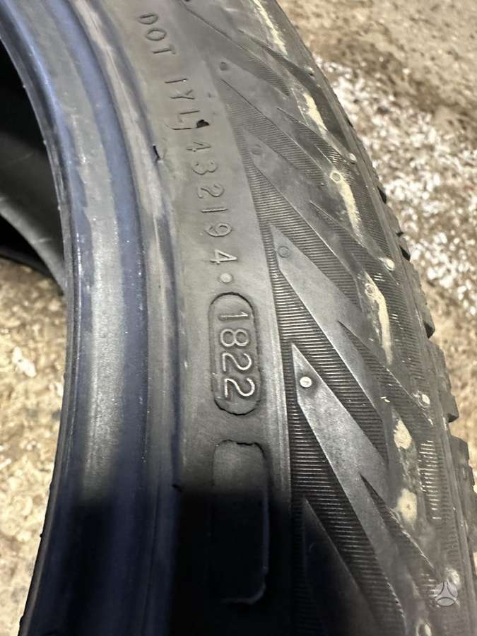 Nokian, winter 245/45 R20