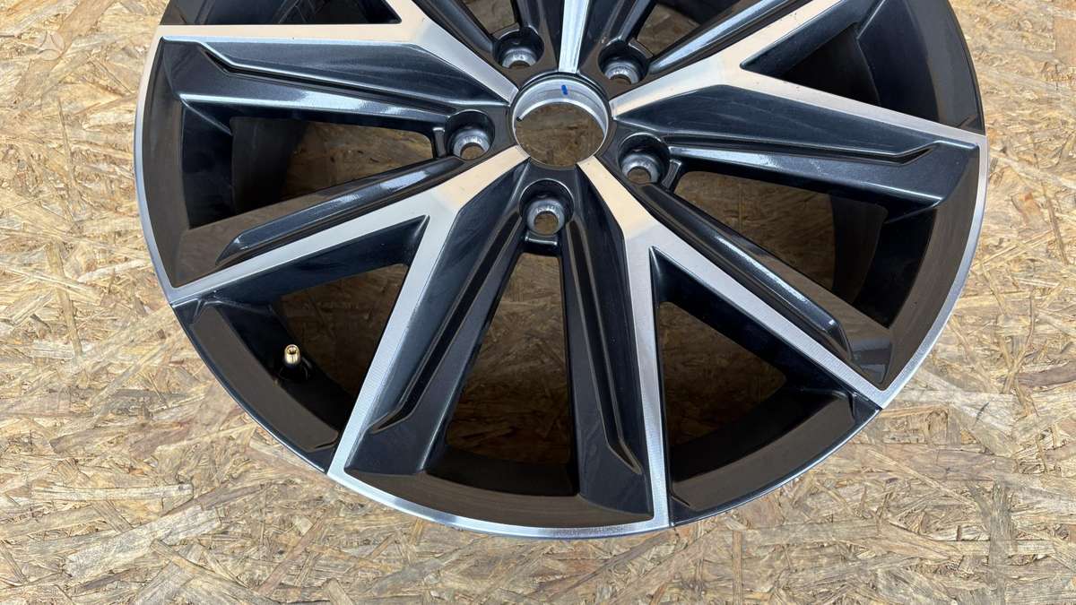 Lexus LBX, 4261152E40, Cen30126