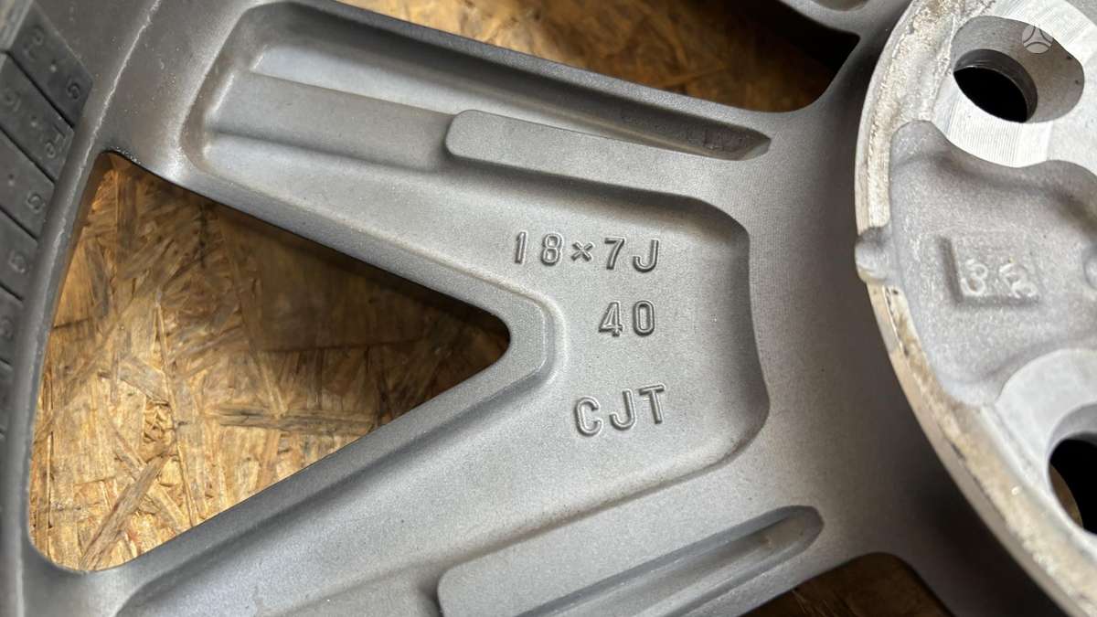 Lexus LBX, 4261152E40, Cen30126
