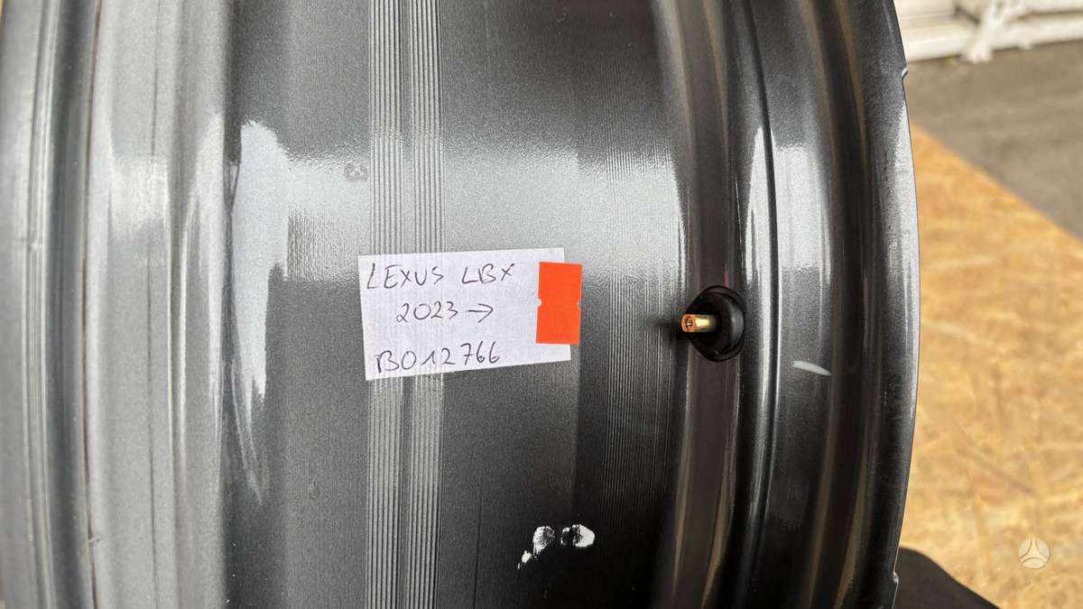 Lexus LBX, 4261152E40, Cen30126