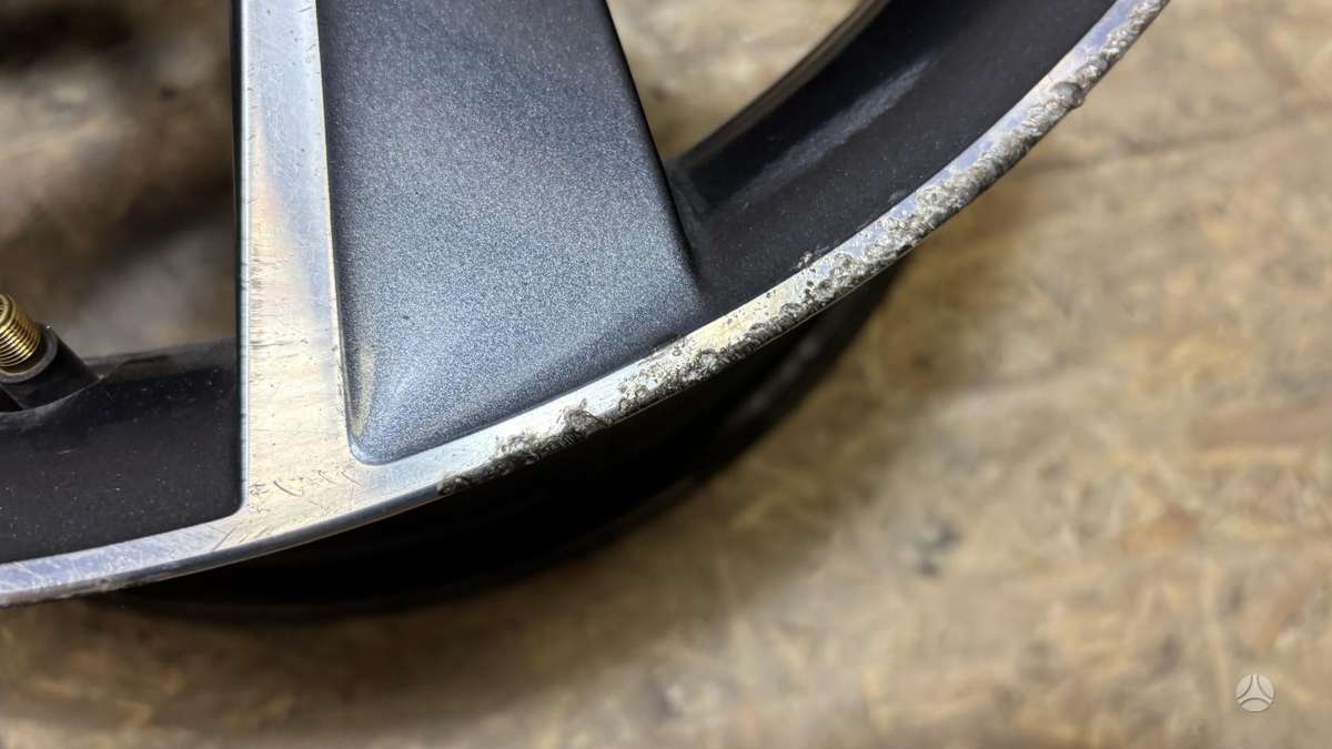 Skoda Kodiaq, 3V0601025, Cen30167