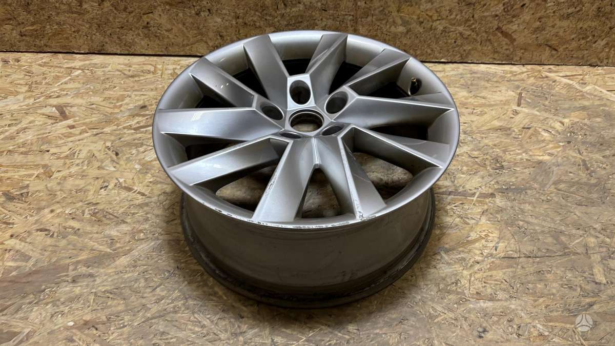 Skoda Superb, 3V0601025, Cen30172