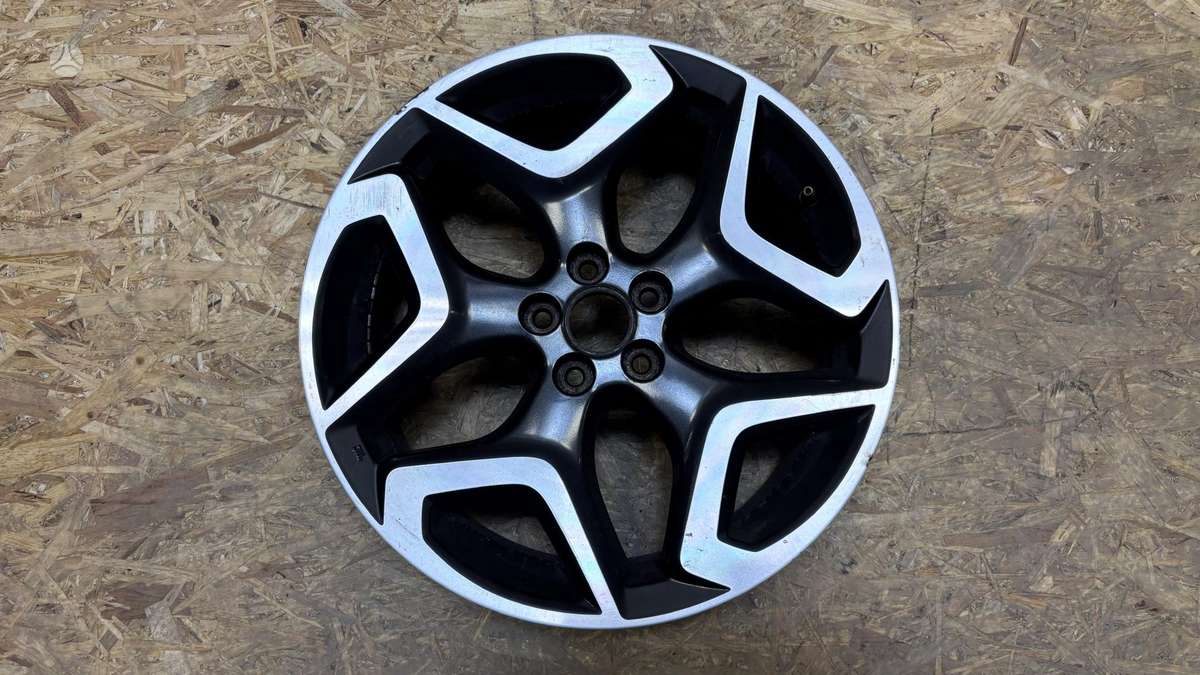 Subaru XV Cen30175