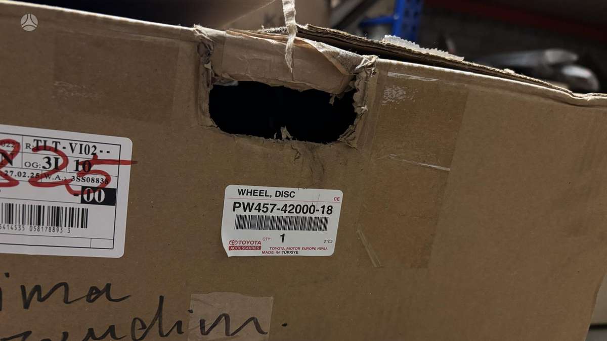 Toyota RAV4, PW4574200018, Cen30185