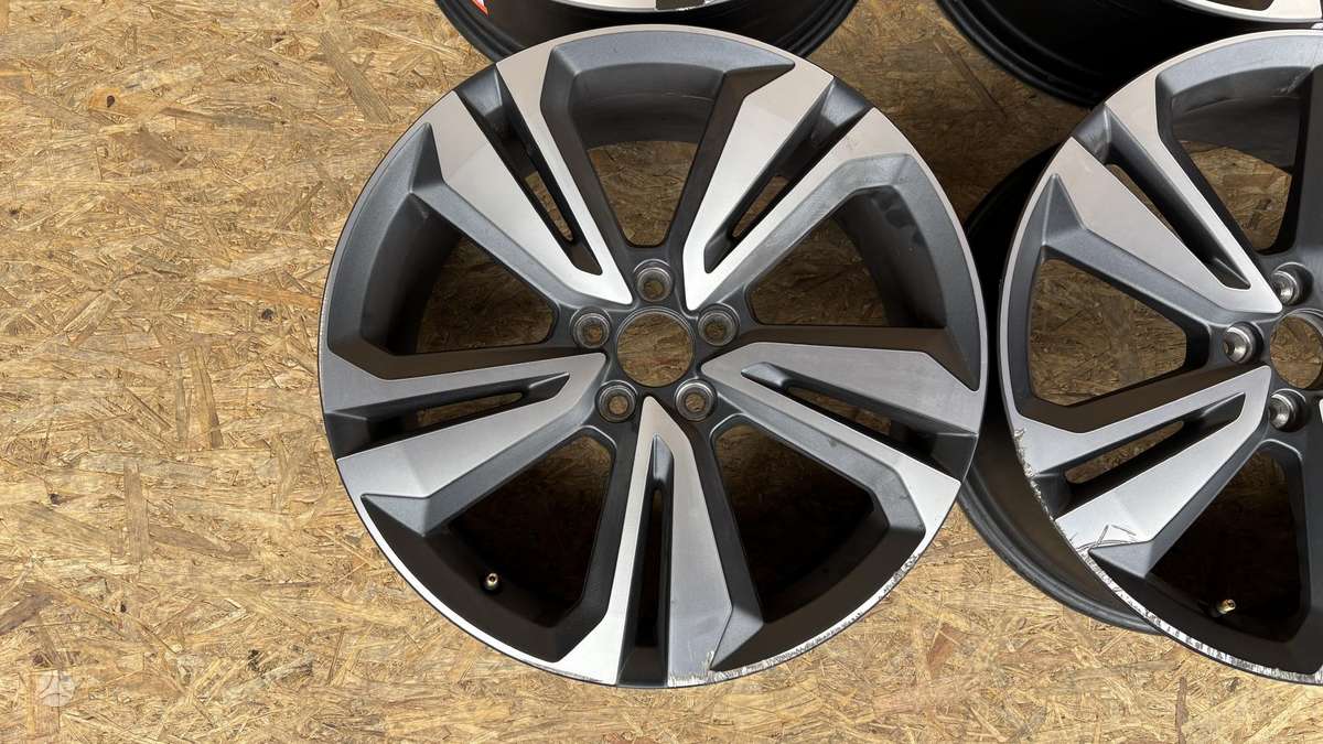 Volvo V60, 31680201, Cen30191