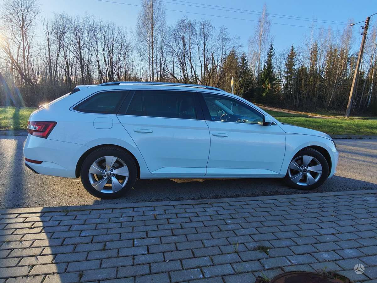 Skoda Superb, 2.0 l., universalas